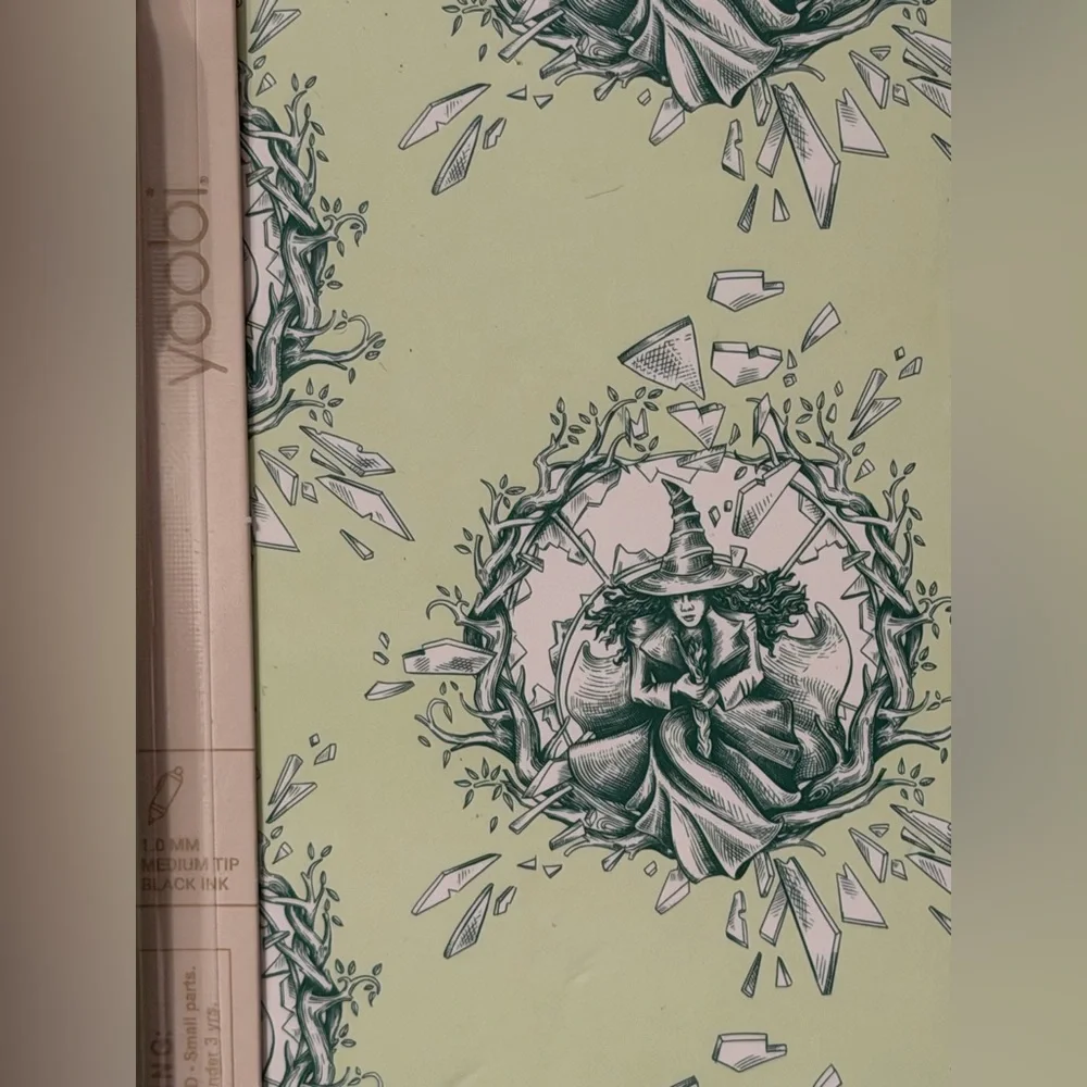 Yoobi Light Green Wicked Elphaba Notebook and Pen Set New